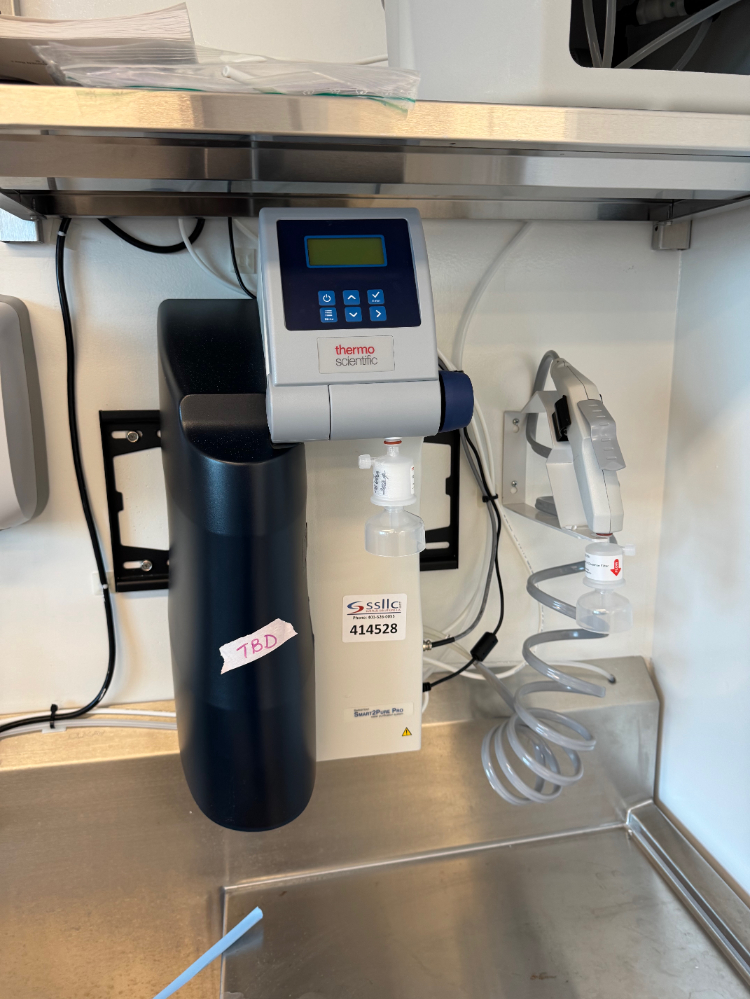 Image of Thermo Barnstead Smart2Pure Pro Water Purification System